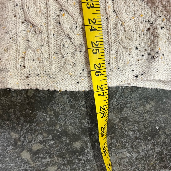 Cottagecore Vintage Mia Cream Knit Vest with Brass Coloured Clasps - Picture 5 of 11